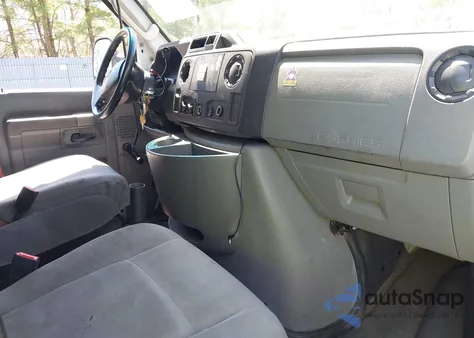 2010 Ford E-150 Commercial/Recreational from USA, damaged, VIN 1FTNE1EW2ADA91762